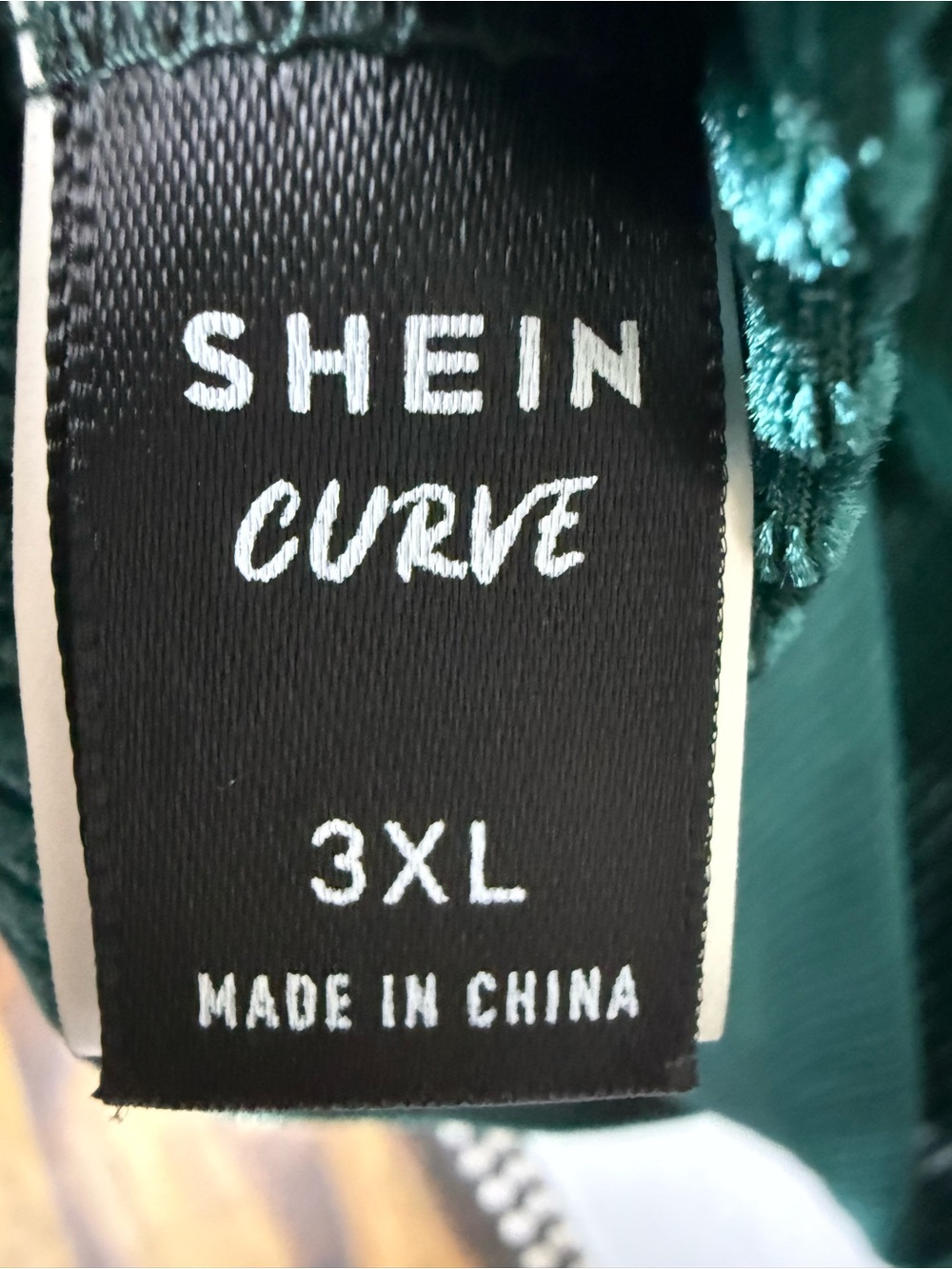 SHEIN Curve 3XL Emerald Green Velvet Top Square Neck Holiday Whimsigoth Party - Picture 3 of 5